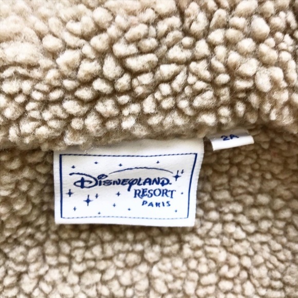 Disneyland resort Paris simba sherpa jacket GUC 2A - Picture 5 of 7